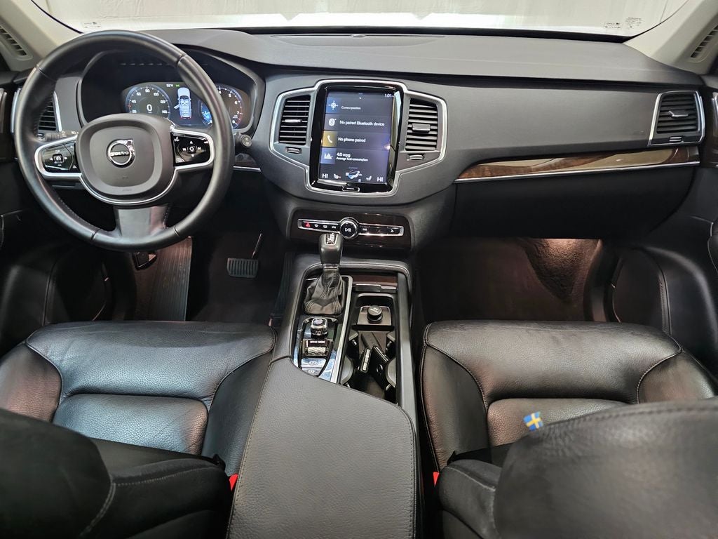2019 Volvo XC90 T6 Momentum