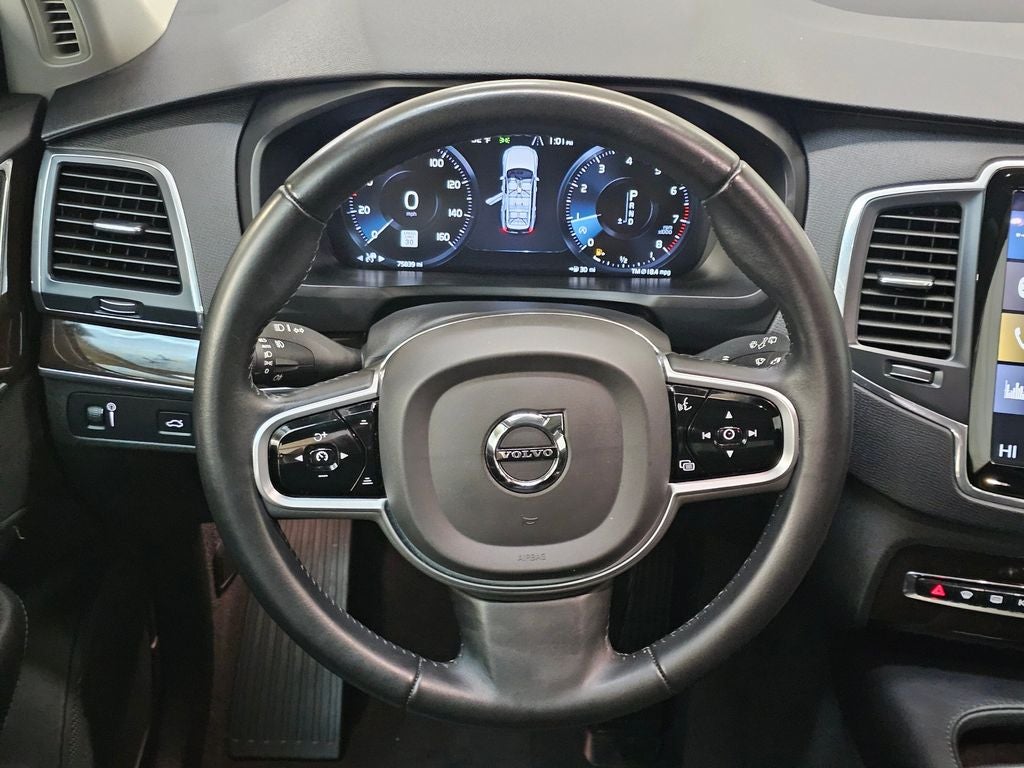2019 Volvo XC90 T6 Momentum