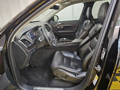 2019 Volvo XC90 T6 Momentum