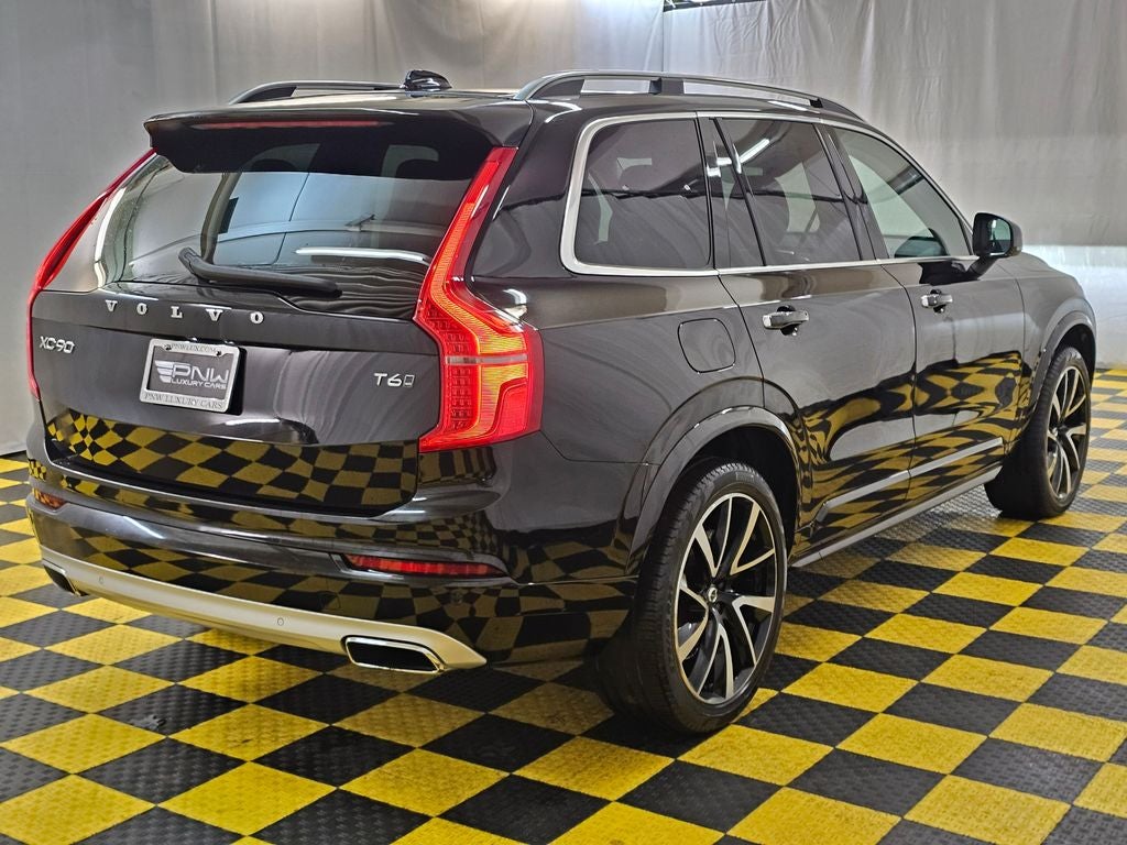 2019 Volvo XC90 T6 Momentum