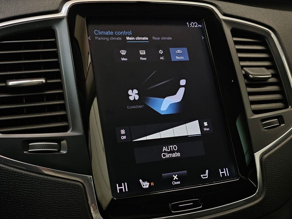 2019 Volvo XC90 T6 Momentum