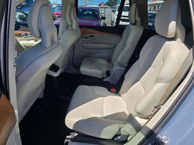 2021 Volvo XC90 Recharge Plug-In Hybrid T8 Inscription Expression 6 Passenger