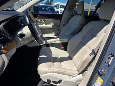 2021 Volvo XC90 Recharge Plug-In Hybrid T8 Inscription Expression 6 Passenger