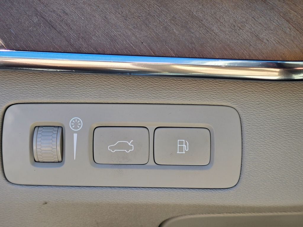 2021 Volvo XC90 Recharge Plug-In Hybrid T8 Inscription Expression 6 Passenger
