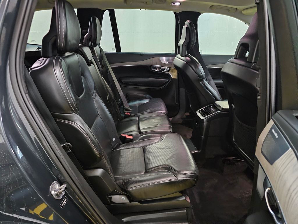 2021 Volvo XC90 Recharge Plug-In Hybrid T8 Inscription 7 Passenger