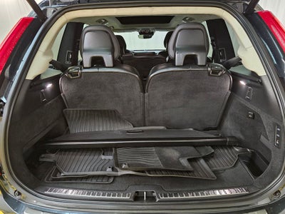 2021 Volvo XC90 Recharge Plug-In Hybrid T8 Inscription 7 Passenger