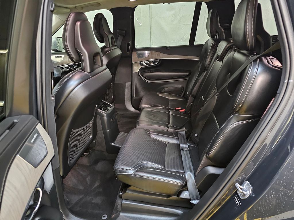 2021 Volvo XC90 Recharge Plug-In Hybrid T8 Inscription 7 Passenger