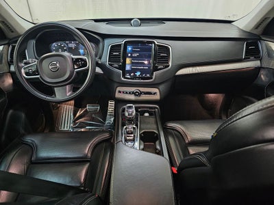 2021 Volvo XC90 Recharge Plug-In Hybrid T8 Inscription 7 Passenger