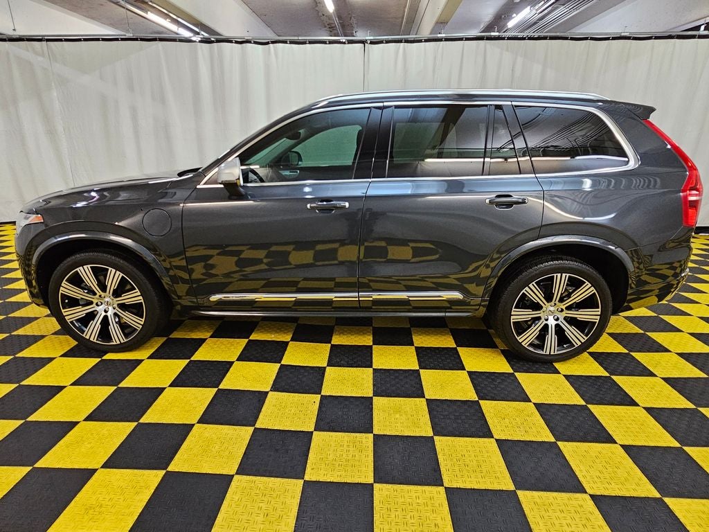 2021 Volvo XC90 Recharge Plug-In Hybrid T8 Inscription 7 Passenger