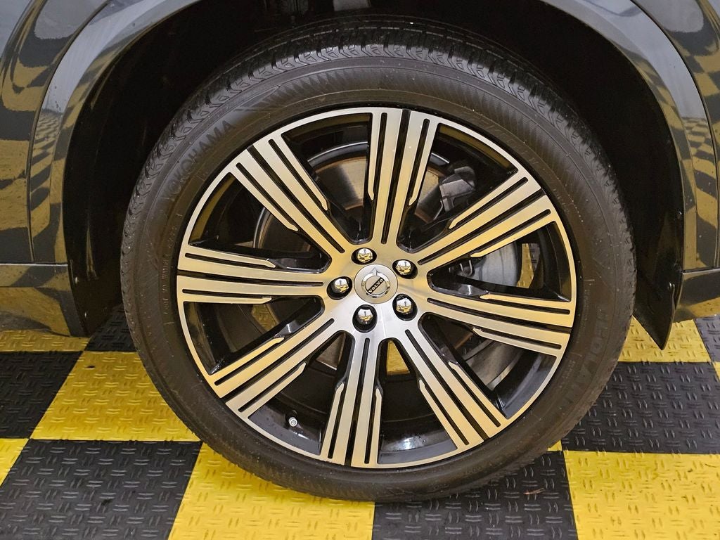 2021 Volvo XC90 Recharge Plug-In Hybrid T8 Inscription 7 Passenger