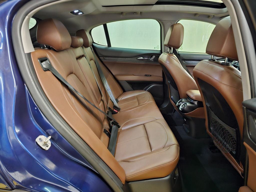 2021 Alfa Romeo Stelvio RWD