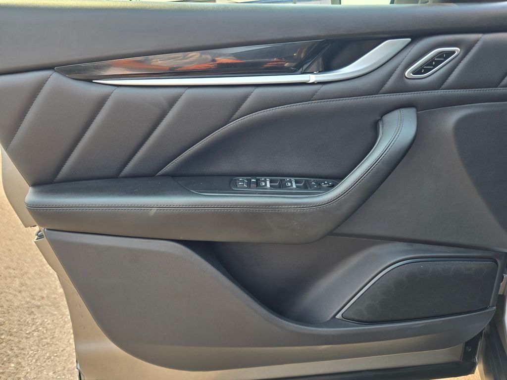 2022 Maserati Levante Modena
