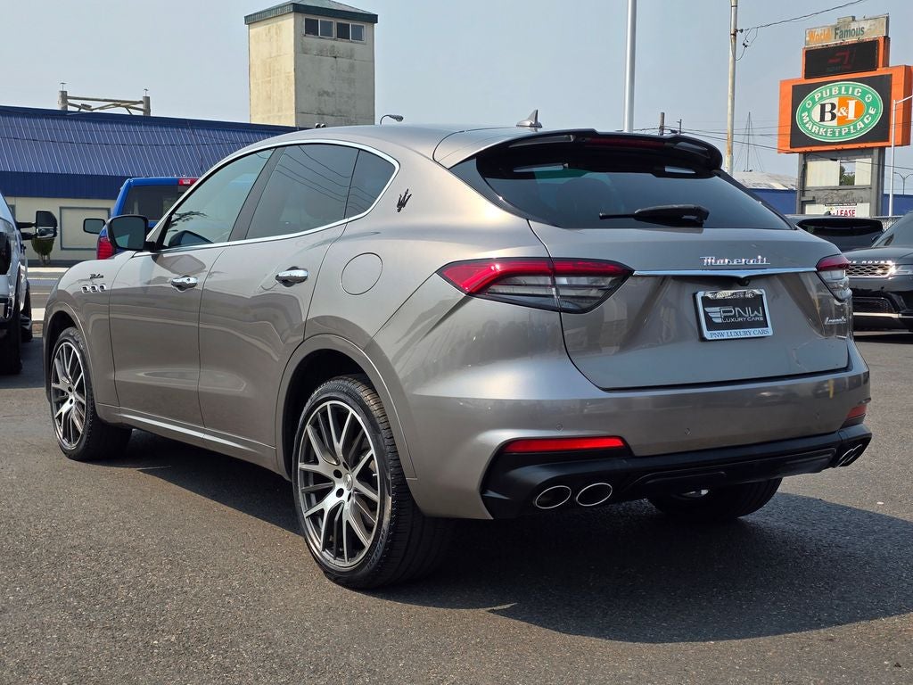 2022 Maserati Levante Modena